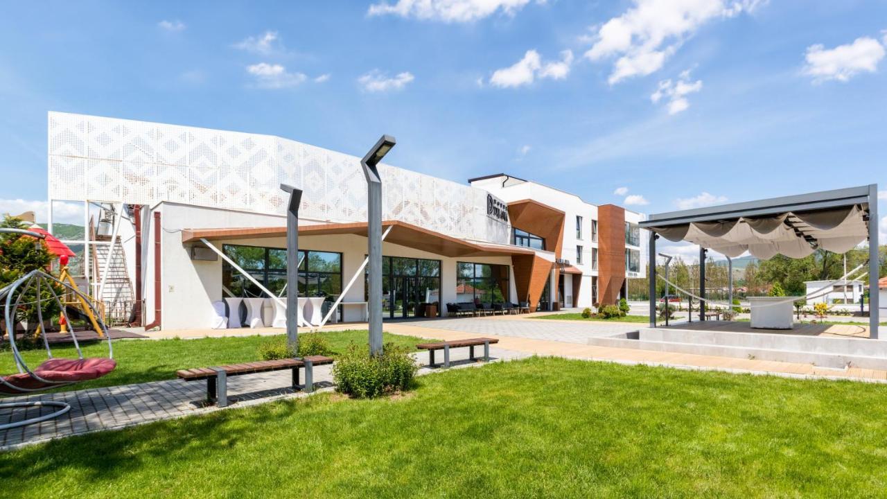 Hotel Dijana Pirot Dış mekan fotoğraf