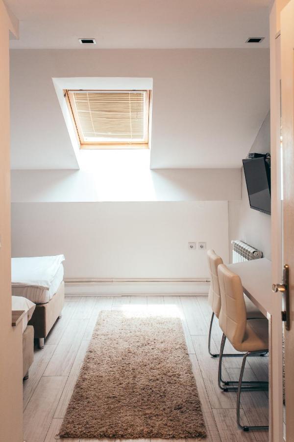 Hotel Dijana Pirot Dış mekan fotoğraf