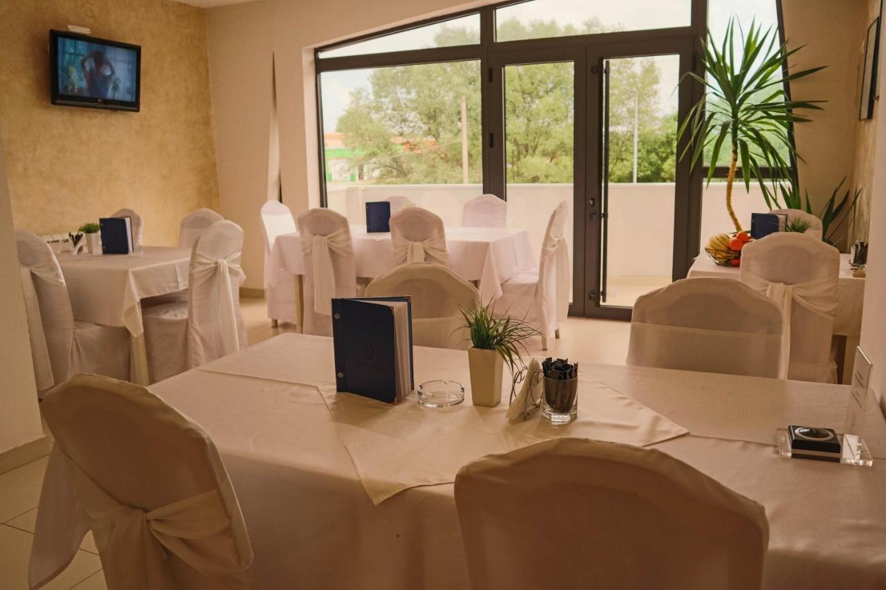 Hotel Dijana Pirot Dış mekan fotoğraf